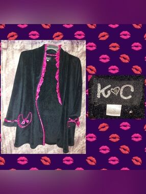 K&C brand Blk w/Hot Pink Satin Trim Colorblock Plush Fleece Short Robe Sz Small